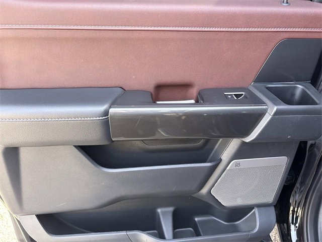 Certified 2023 Ford F150 Lariat w/ Equipment Group 502A High image 19