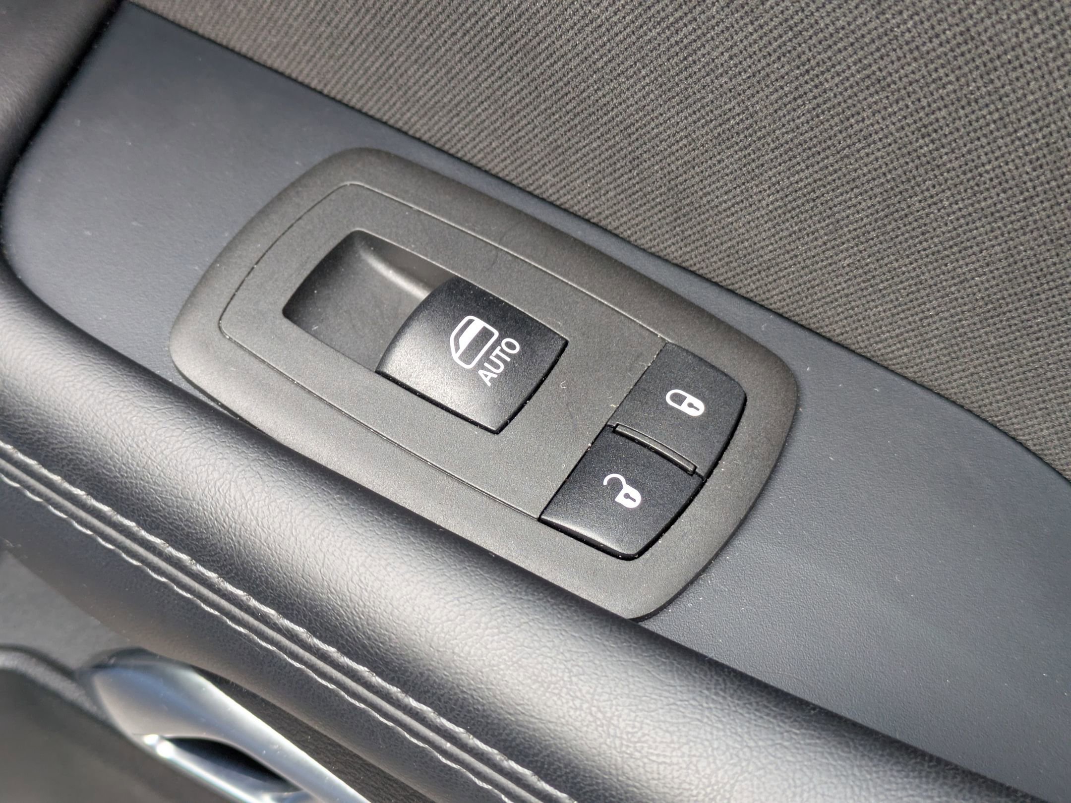 Used 2022 Dodge Challenger SXT w/ Blacktop Package image 26