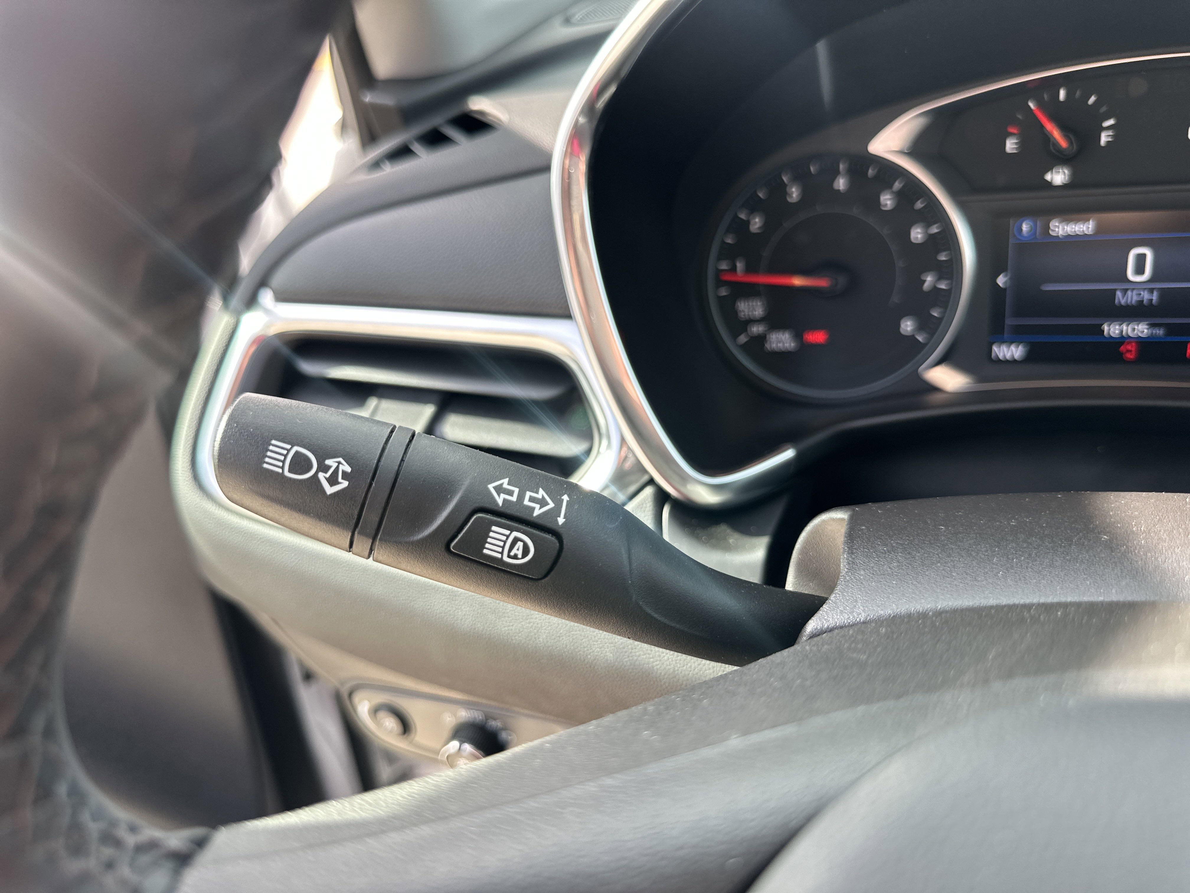 Used 2024 Chevrolet Equinox LT image 14