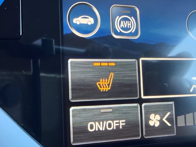 Used 2023 Subaru Ascent Onyx Edition AWD/4WD image 14