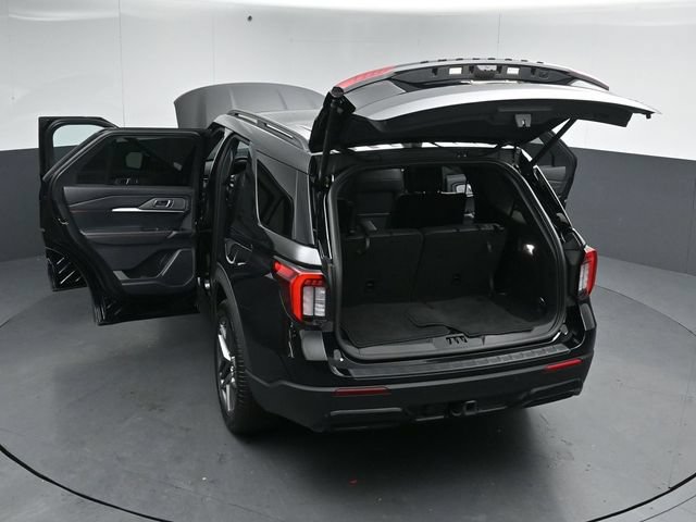 Certified 2025 Ford Explorer ST-Line w/ Premium Package AWD/4WD image 60