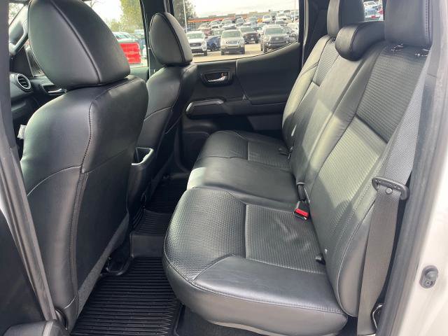 Used 2019 Toyota Tacoma TRD Sport image 18