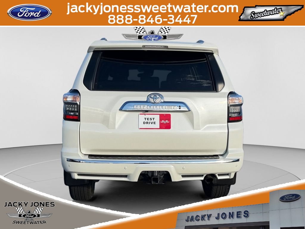 Used 2022 Toyota 4Runner Limited AWD/4WD image 4