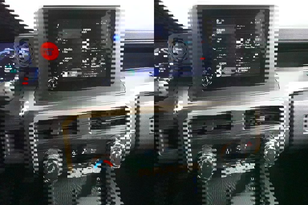 Used 2025 Toyota Tacoma TRD Off-Road AWD/4WD image 14