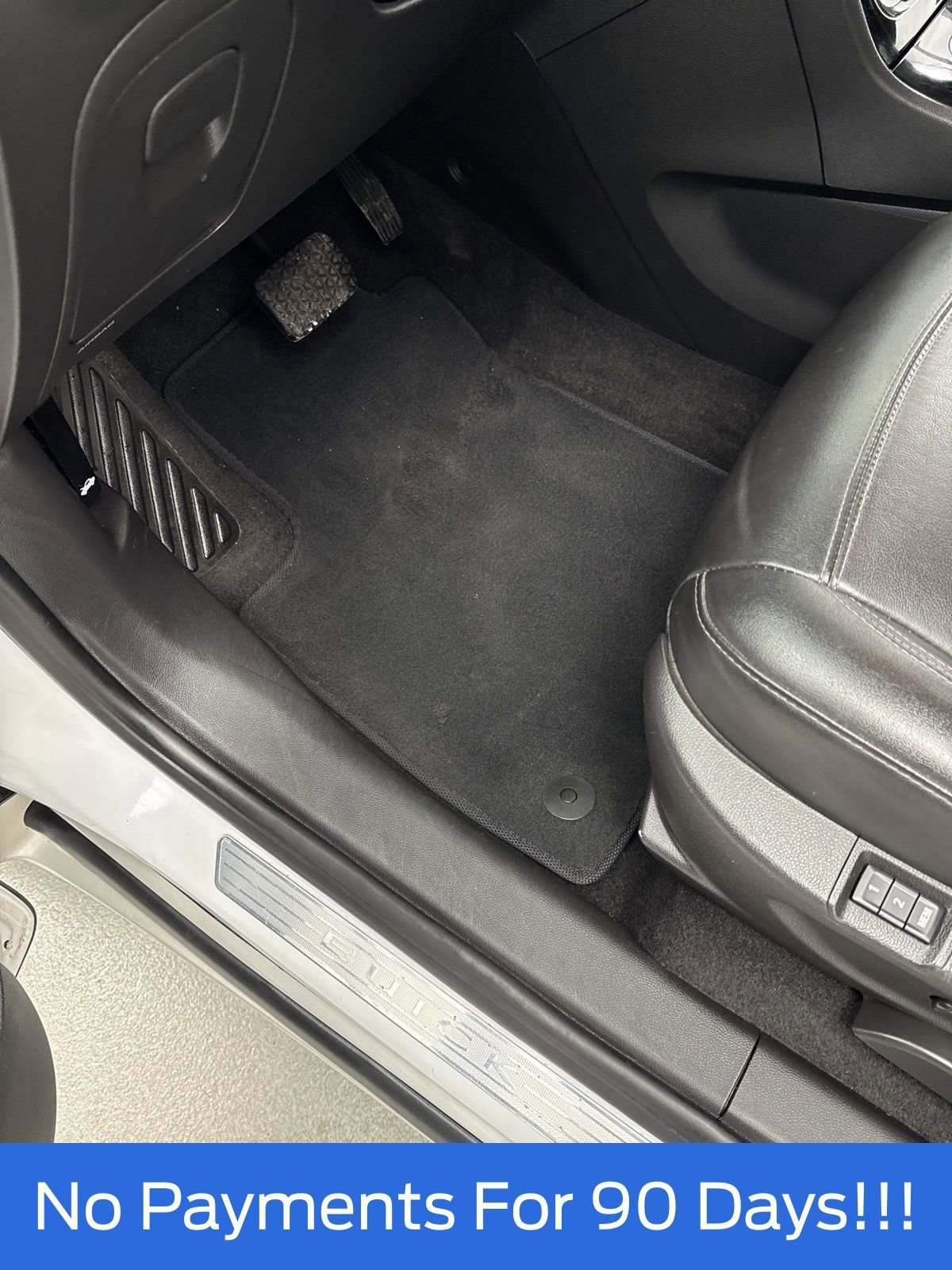 Used 2019 Buick Encore Essence image 14