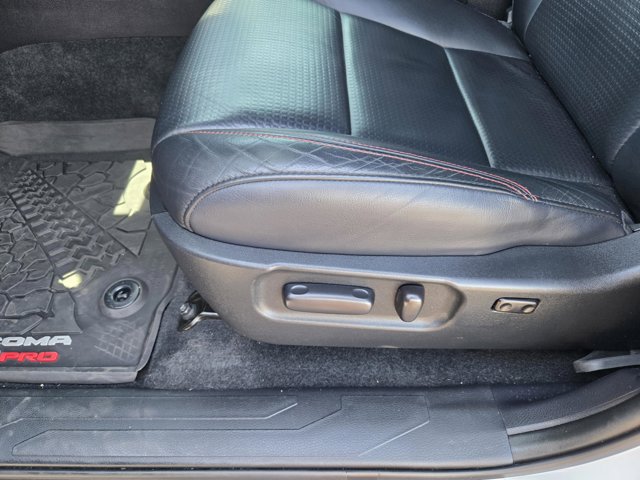 Used 2020 Toyota Tacoma TRD Pro AWD/4WD image 20