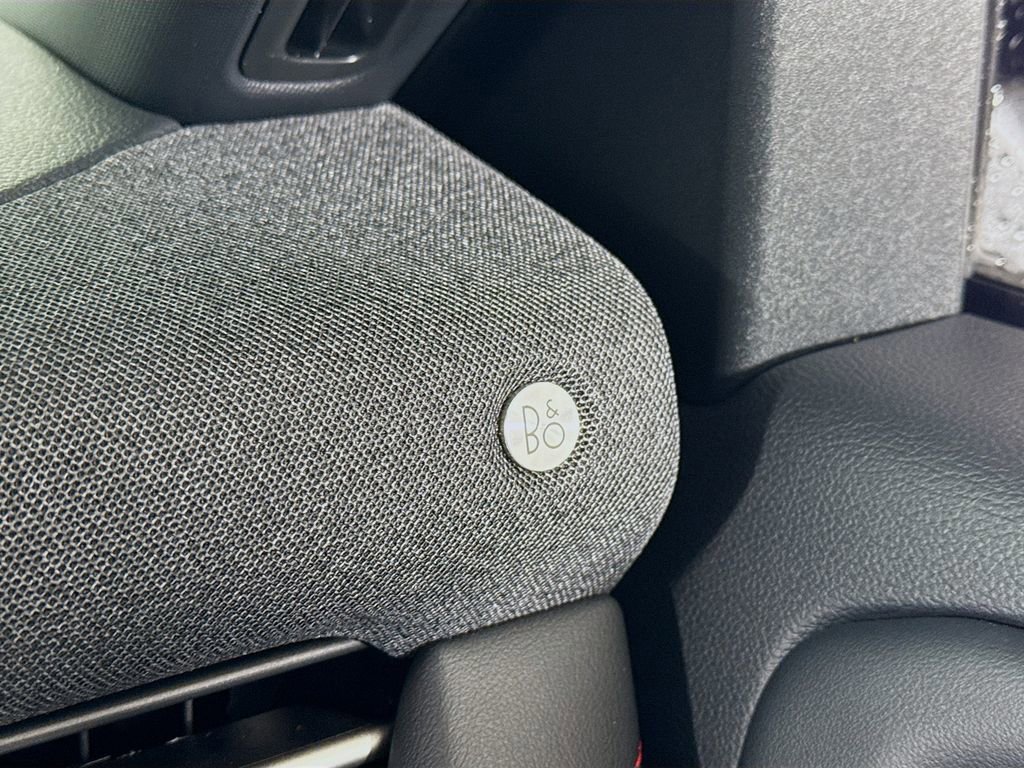 Certified 2025 Ford Explorer ST-Line w/ Premium Package image 19