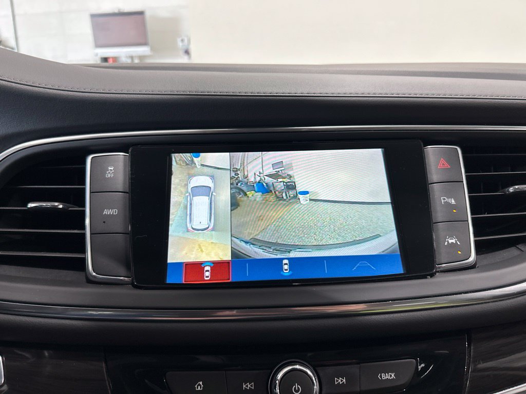 Used 2019 Buick Enclave Premium AWD/4WD image 24
