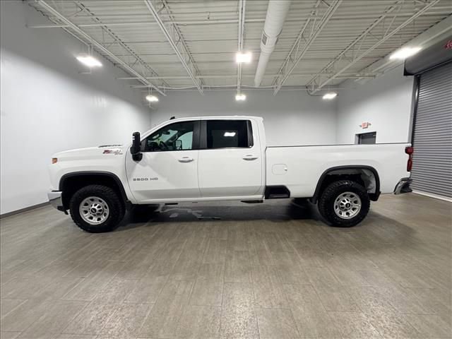 Used 2024 Chevrolet Silverado 3500 LT w/ Safety Package AWD/4WD image 7