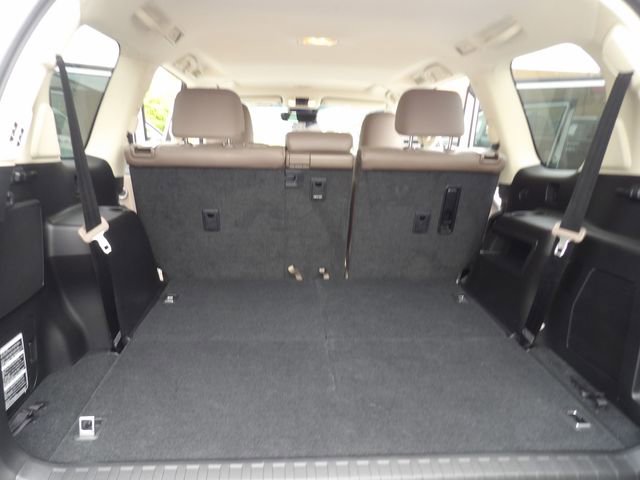 Used 2023 Lexus GX 460 Luxury w/ Accessory Package AWD/4WD image 27