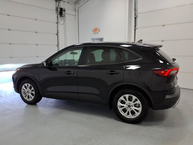 Certified 2025 Ford Escape Active w/ Tech Pack #1 FWD image 6