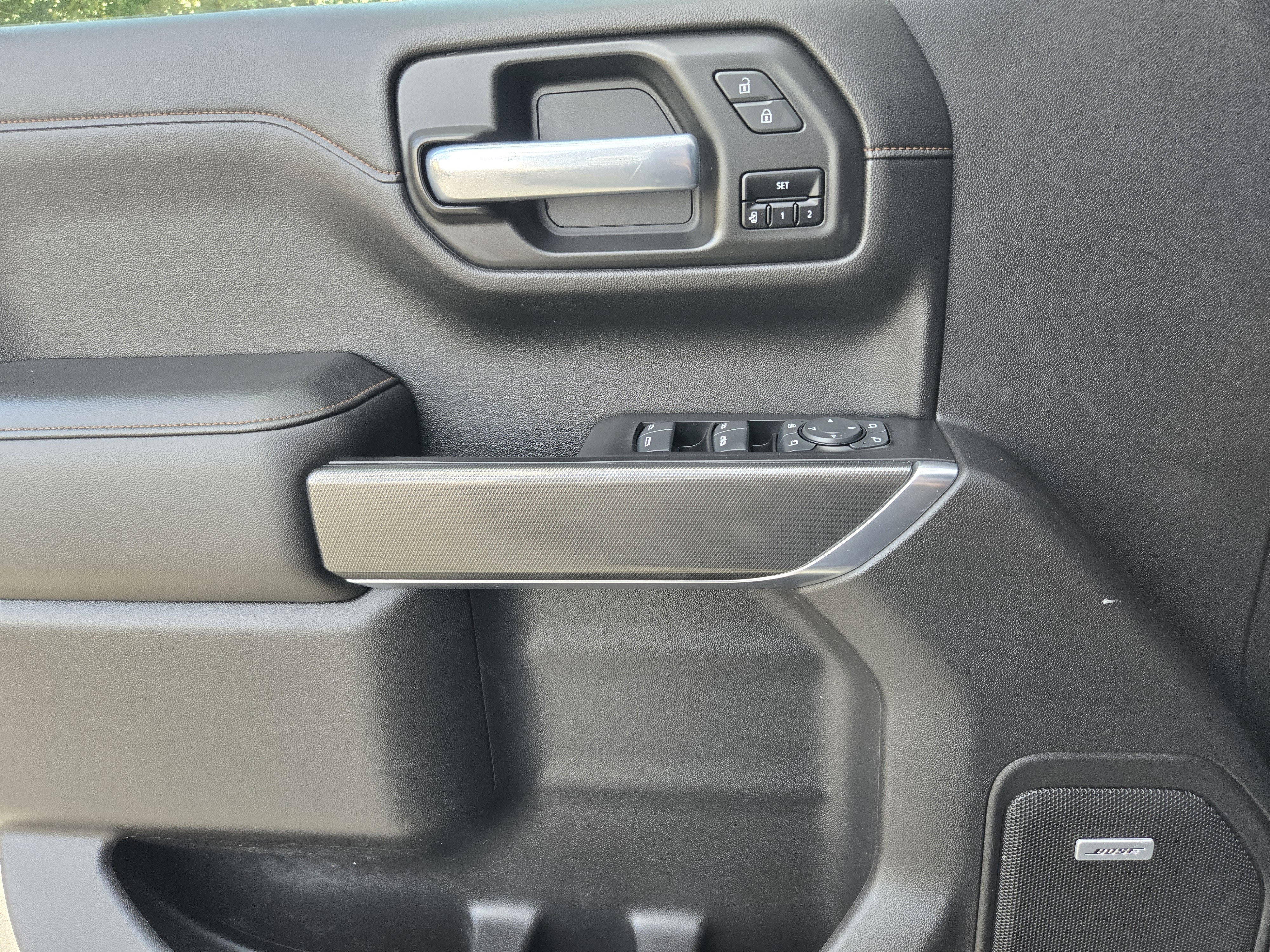 Used 2020 GMC Sierra 1500 AT4 w/ AT4 Premium Package image 17