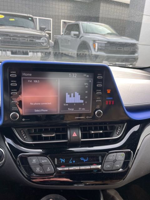 Used 2020 Toyota C-HR XLE image 9