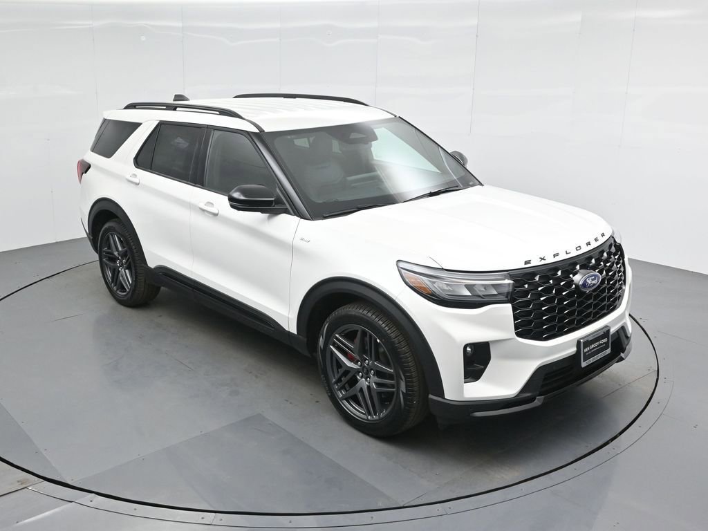 Certified 2025 Ford Explorer ST-Line w/ Premium Package image 41