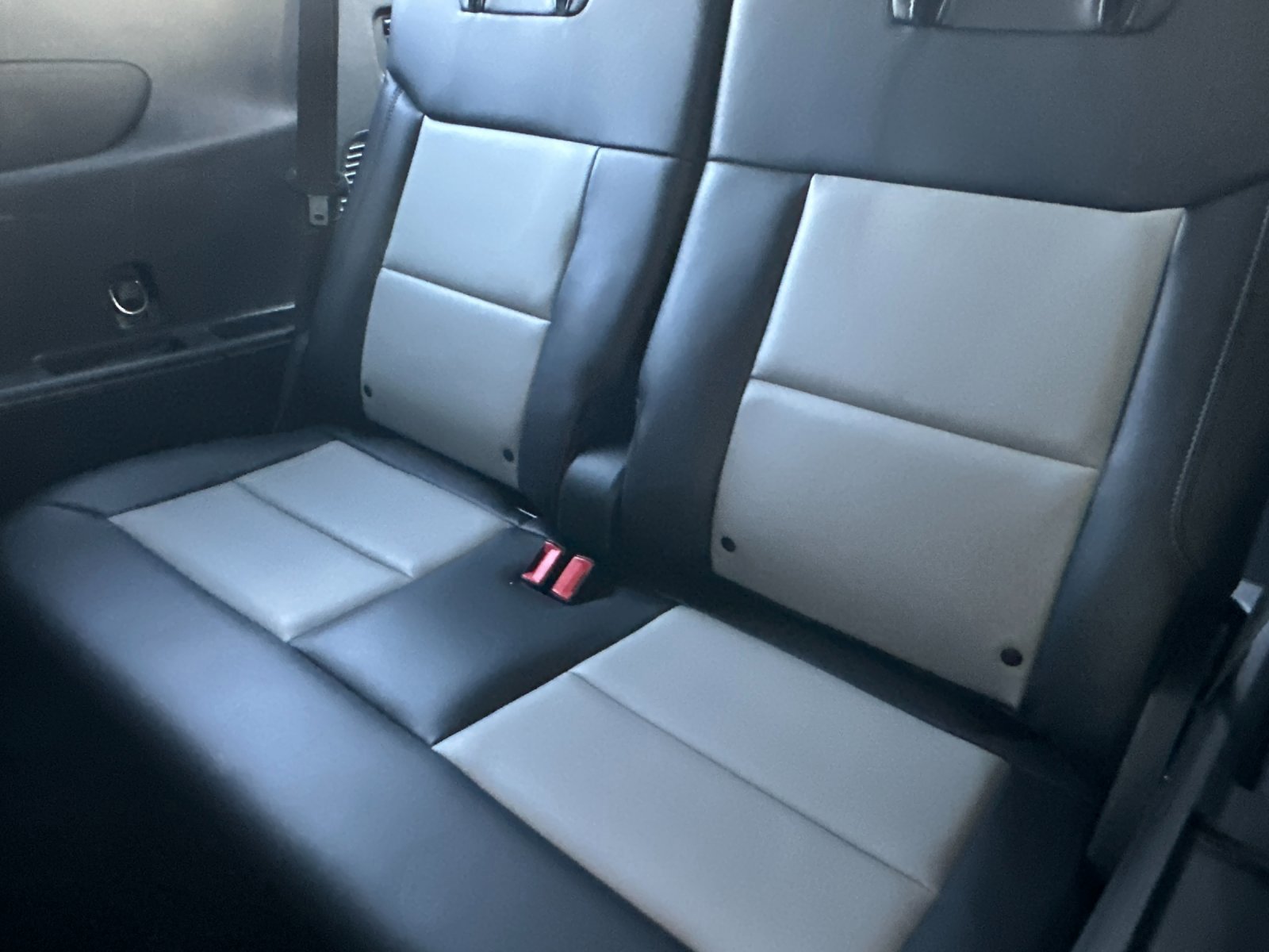 Certified 2022 Ford Explorer XLT w/ Equipment Group 202A image 16