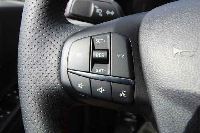 Certified 2025 Ford Escape ST-Line AWD/4WD image 19