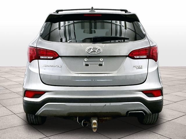 Used 2017 Hyundai Santa Fe Sport AWD/4WD image 4