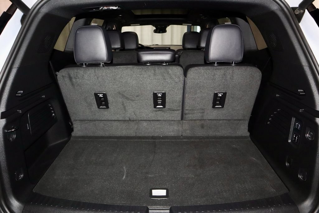 Used 2024 GMC Acadia Denali w/ LPO, Floor Liner Package FWD image 15