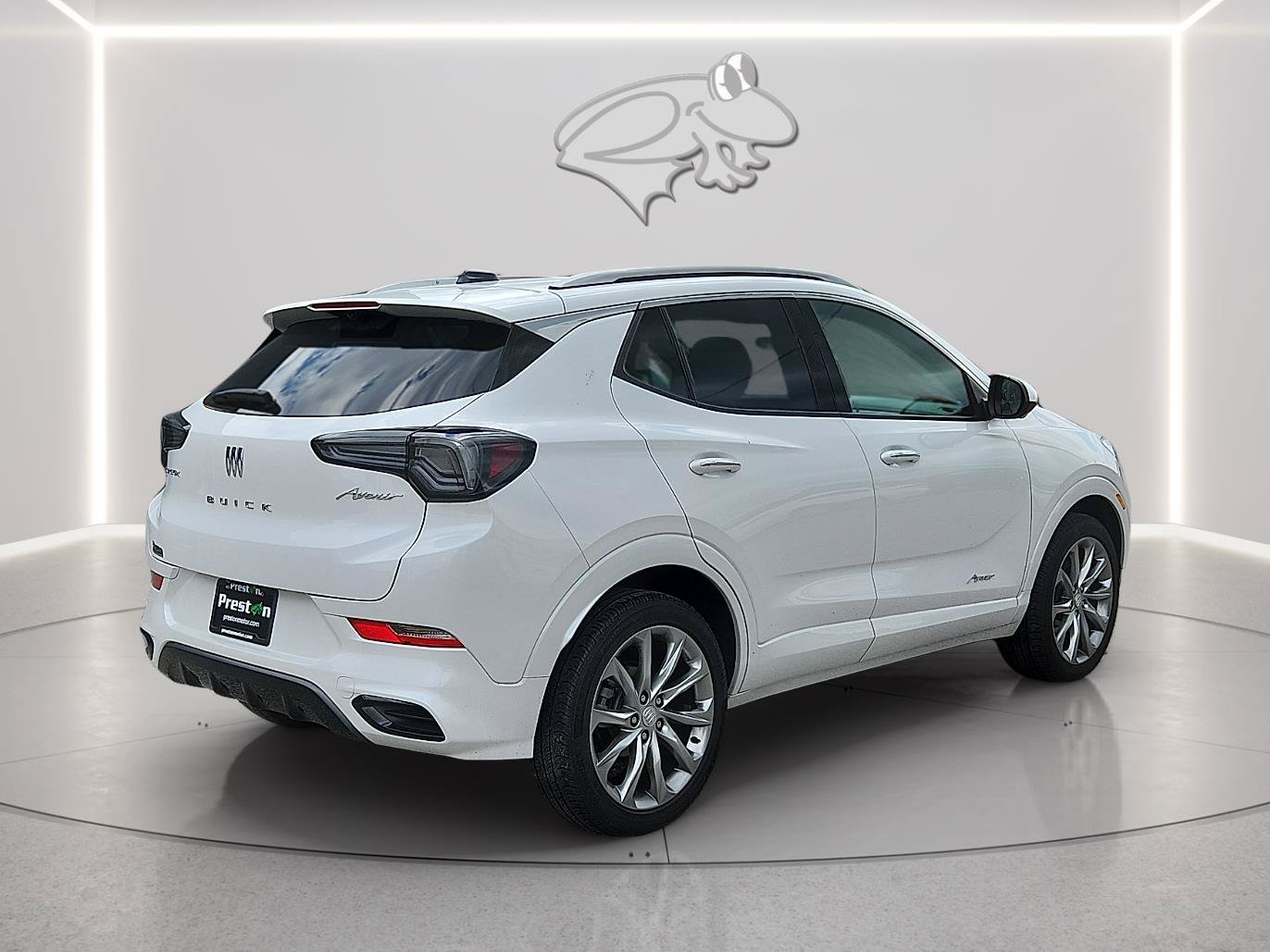 Used 2024 Buick Encore GX Avenir w/ Avenir Technology Package AWD/4WD image 5