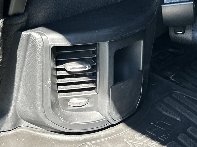 Used 2024 RAM 2500 Tradesman w/ Chrome Appearance Group AWD/4WD image 21