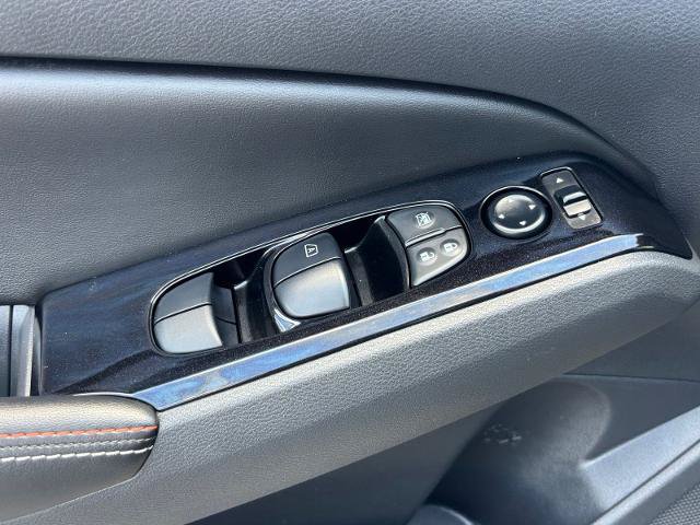 Used 2024 Nissan Altima 2.5 SR w/ SR Premium Package FWD image 13