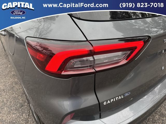 Certified 2024 Ford Escape ST-Line w/ Tech Pack #1 image 15