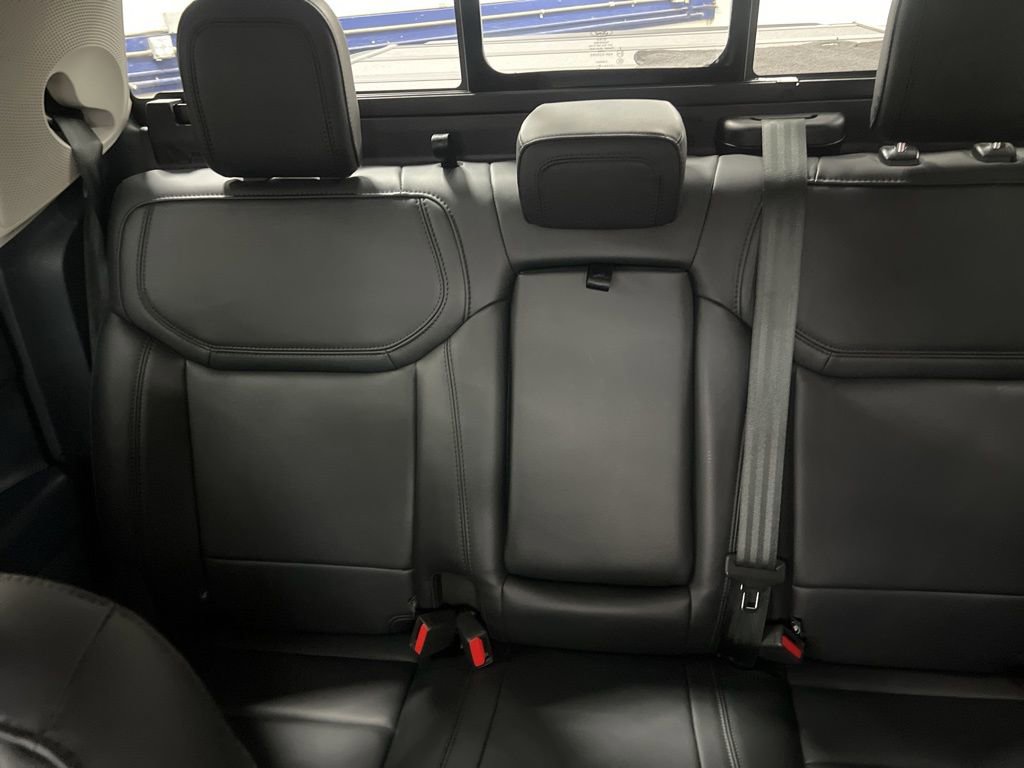 Certified 2024 Ford Maverick Lariat w/ Black Appearance Package image 13