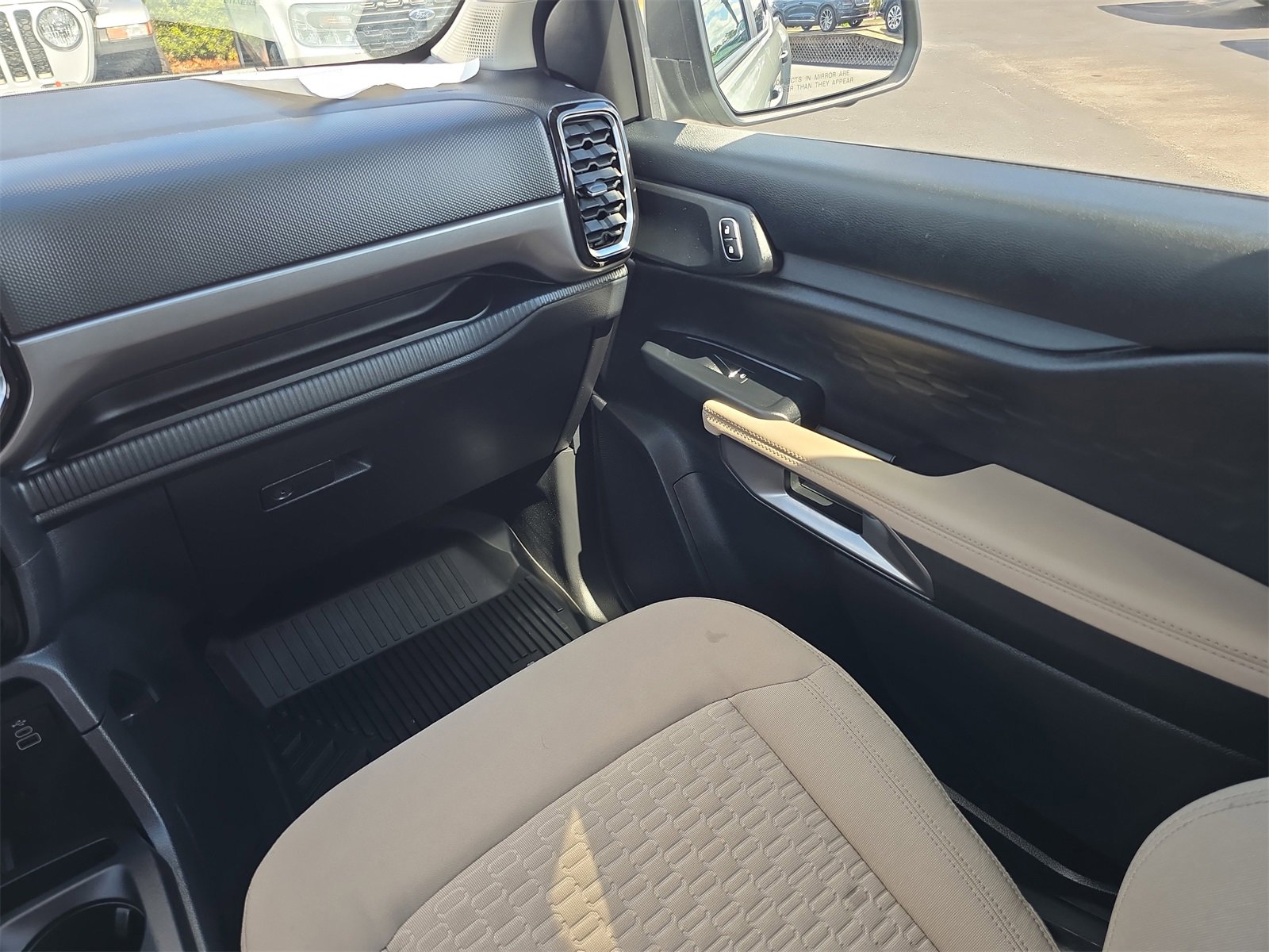 Certified 2024 Ford Ranger XLT w/ Technology Package image 11