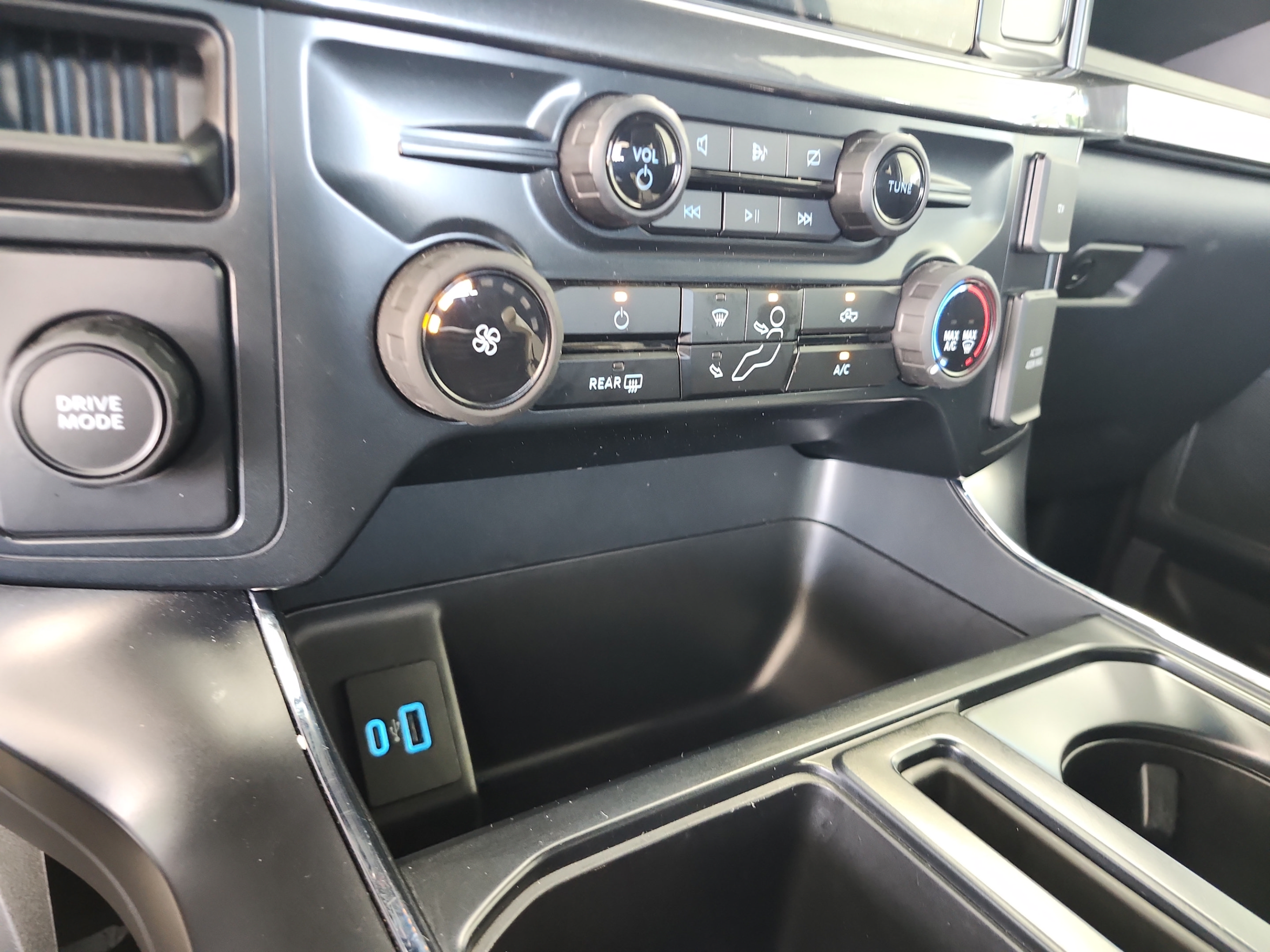Certified 2024 Ford F150 STX w/ Mobile Office Package RWD image 29