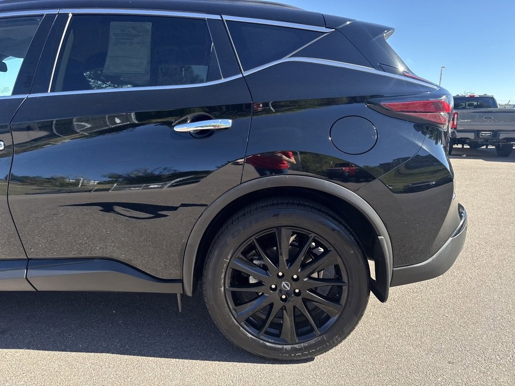 Used 2023 Nissan Murano SV w/ SV Midnight Edition Package image 30
