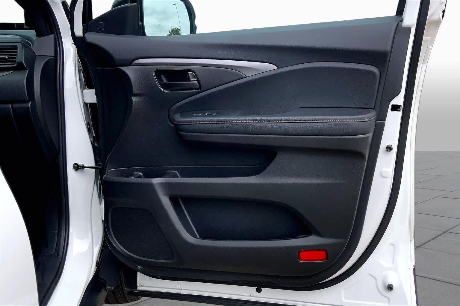 Used 2022 Honda Passport TrailSport image 23