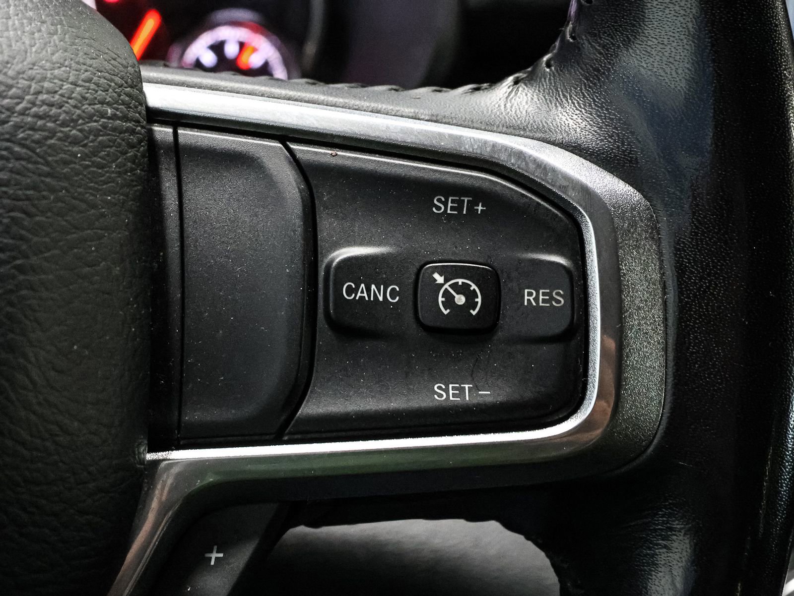 Used 2020 RAM 1500 Laramie image 37