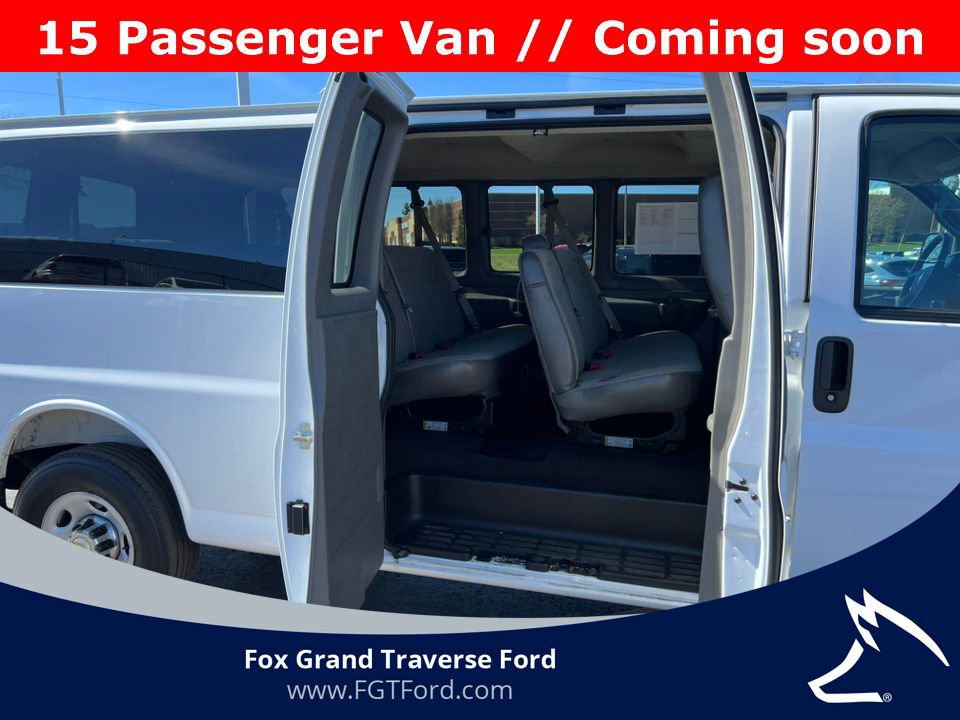 Used 2025 Chevrolet Express 3500 LT w/ LT Preferred Equipment Group image 6