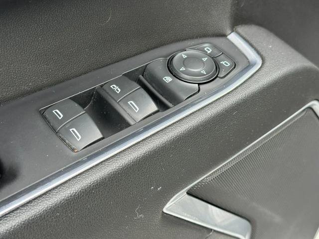 Used 2022 Chevrolet Silverado 1500 RST image 16