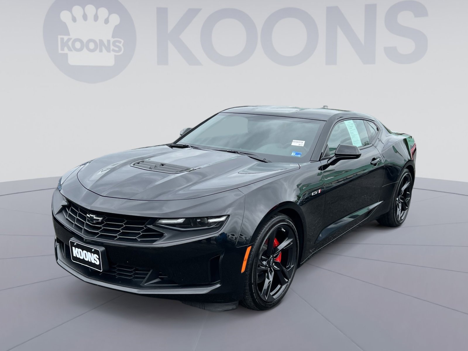 Used 2022 Chevrolet Camaro LT RWD image 1
