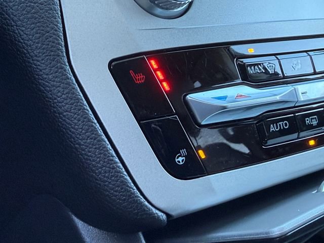 Certified 2022 Ford Explorer XLT w/ Equipment Group 202A image 12