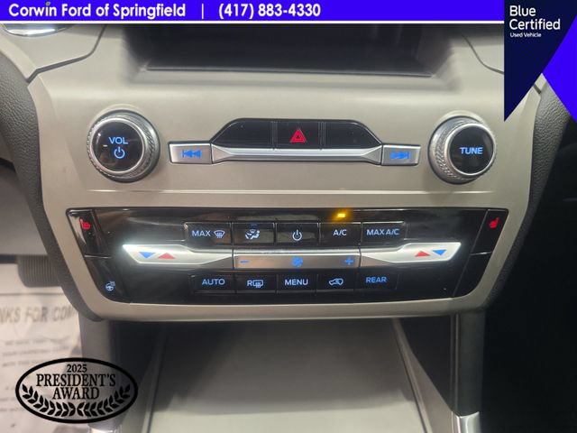 Certified 2022 Ford Explorer XLT w/ Equipment Group 202A AWD/4WD image 26