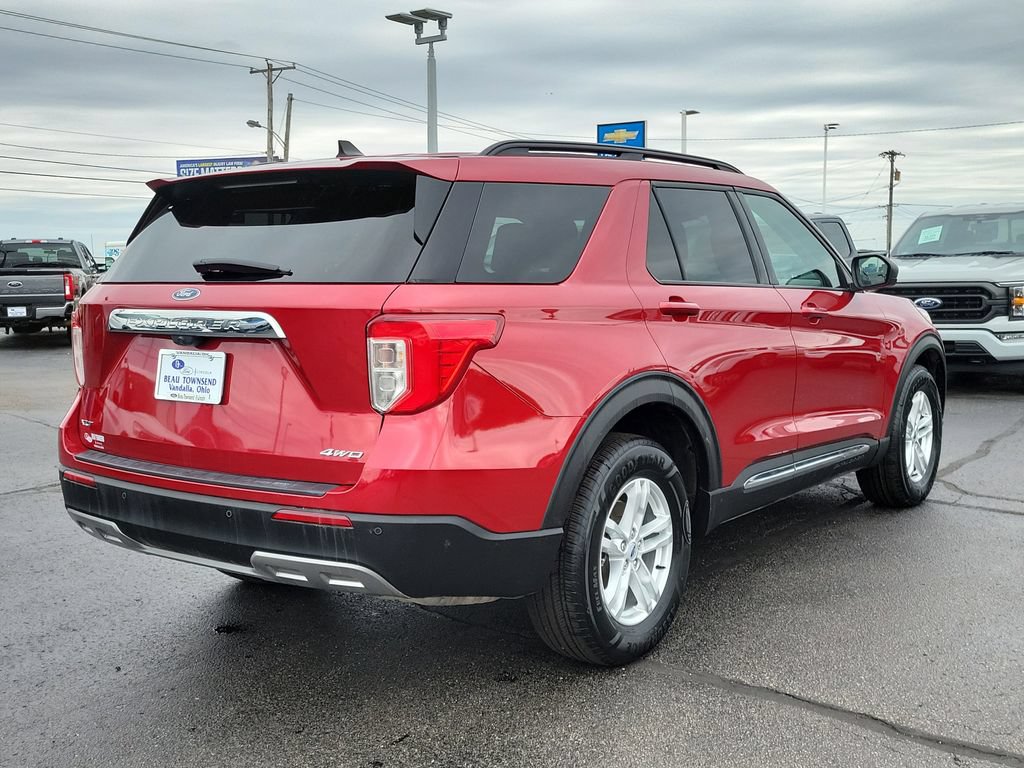 Certified 2023 Ford Explorer XLT w/ Equipment Group 202A AWD/4WD image 4