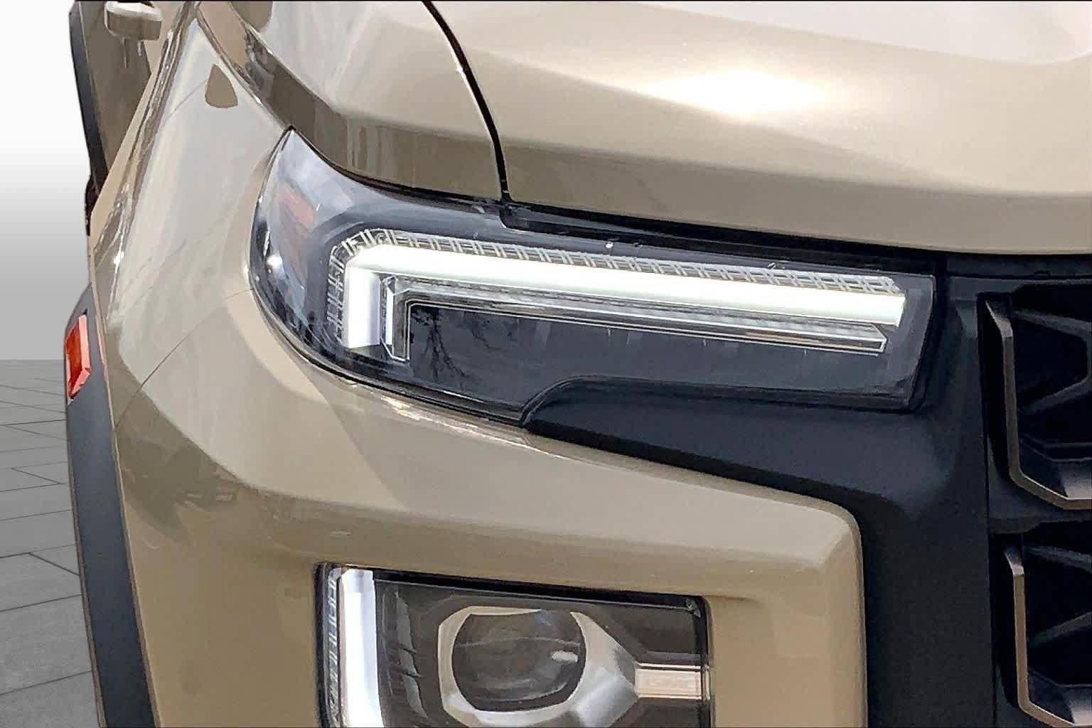 Used 2024 GMC Canyon AT4X AWD/4WD image 28