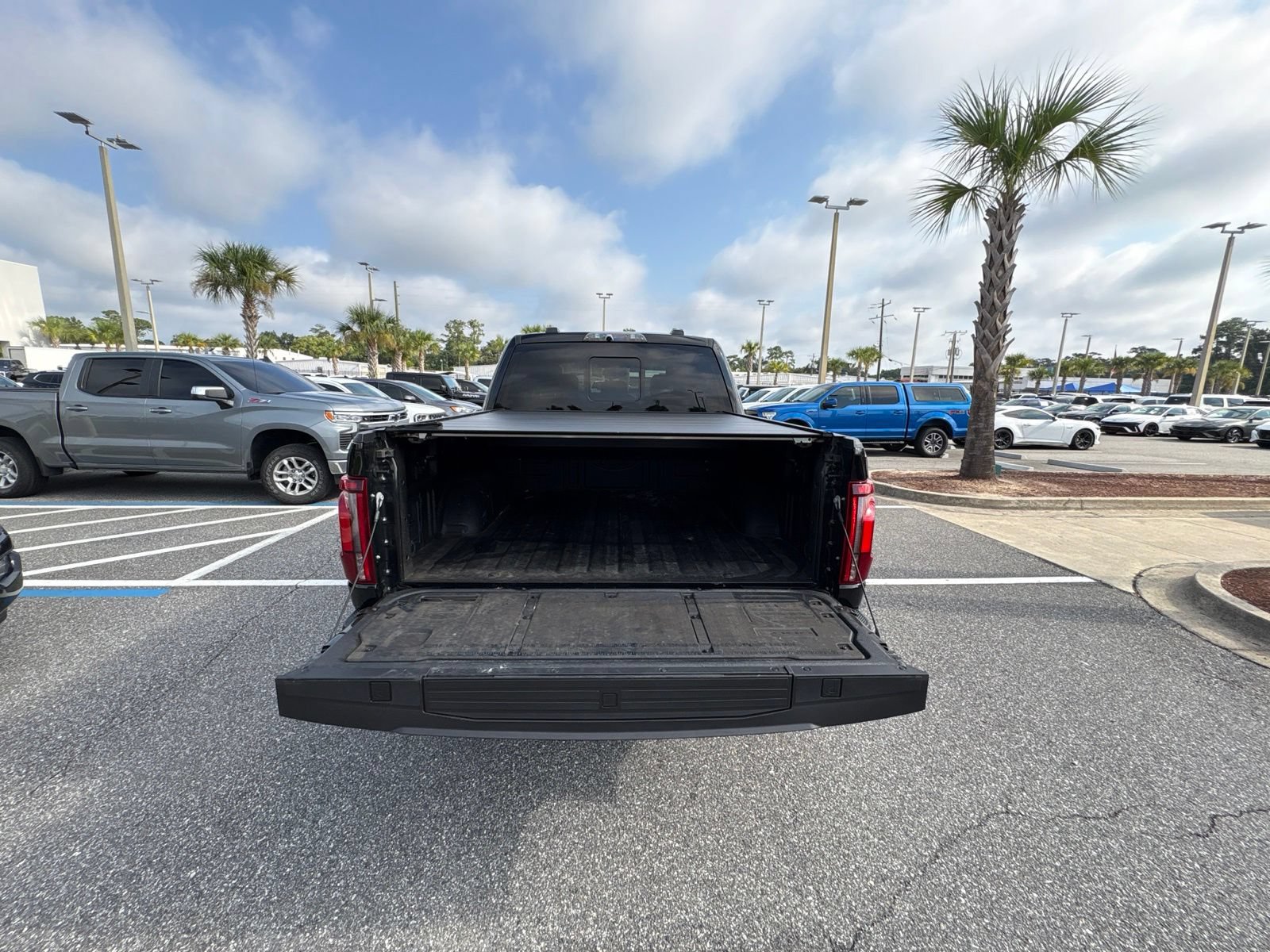 Certified 2024 Ford F150 Raptor AWD/4WD image 9
