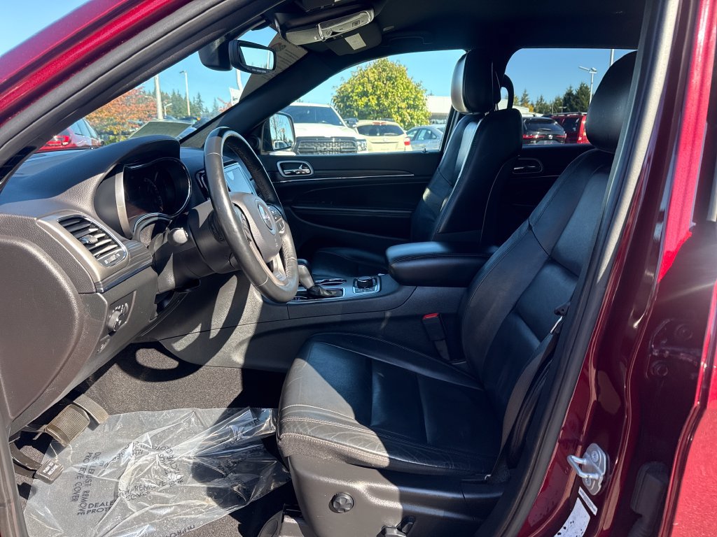 Used 2019 Jeep Grand Cherokee Limited AWD/4WD image 5