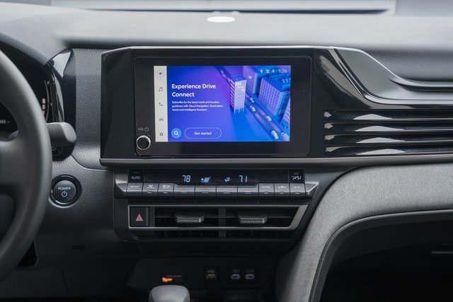 Used 2025 Toyota Camry LE image 24