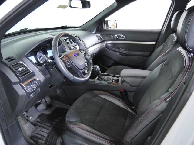 Certified 2018 Ford Explorer XLT w/ Equipment Group 202A AWD/4WD image 22