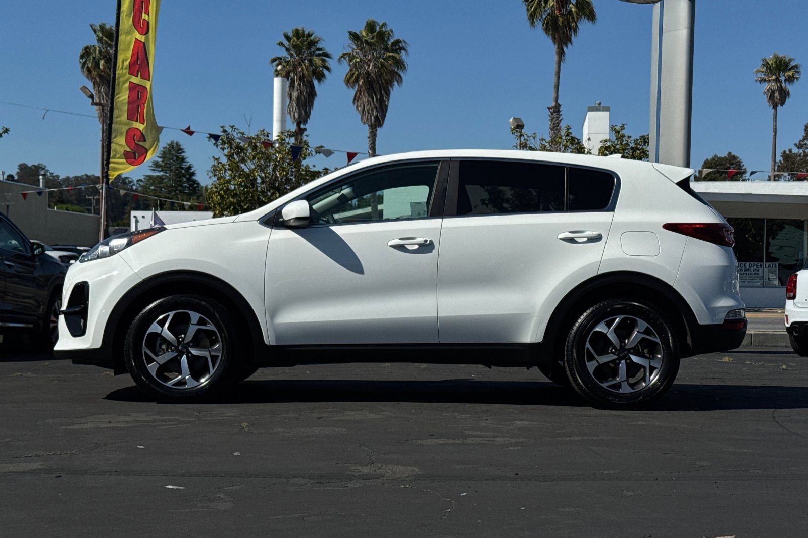 Used 2020 Kia Sportage LX FWD image 29