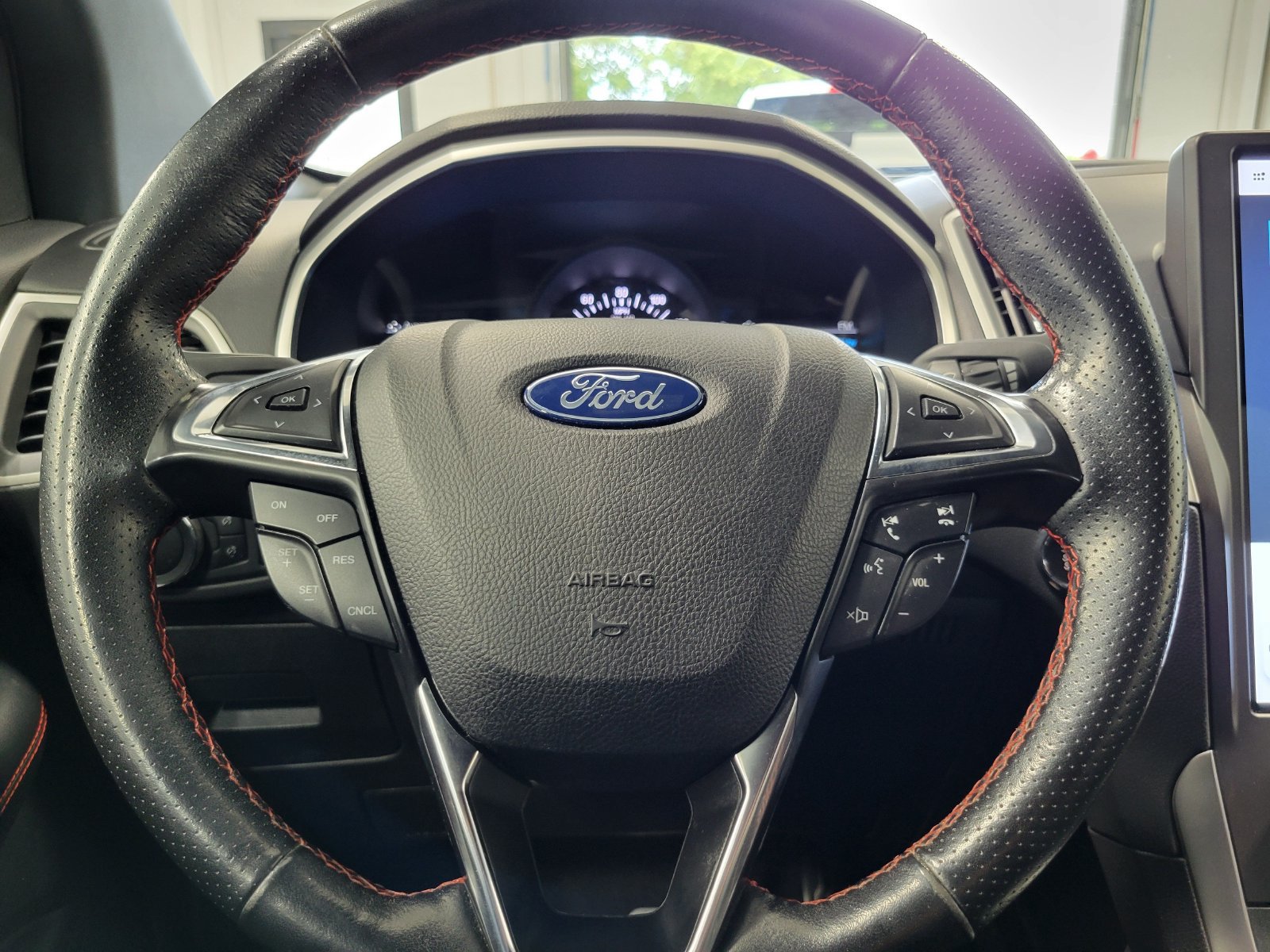 Certified 2021 Ford Edge ST-Line AWD/4WD image 12