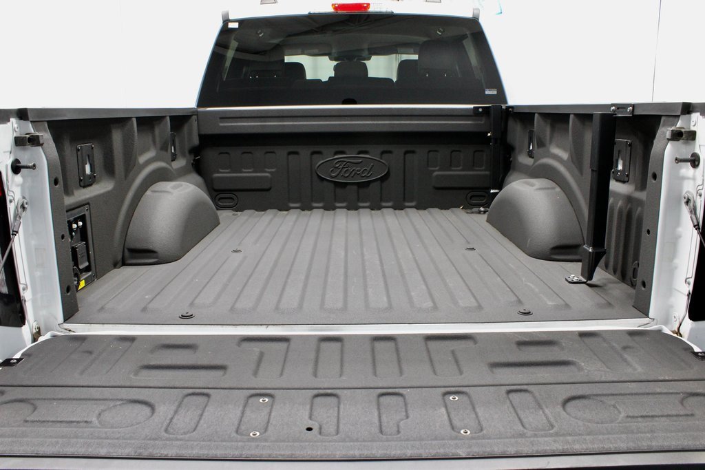 Certified 2022 Ford F150 Lightning Pro image 15