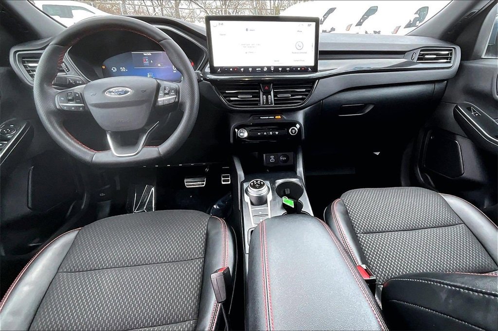 Certified 2023 Ford Escape ST-Line Select w/ Tech Pack #2 image 14