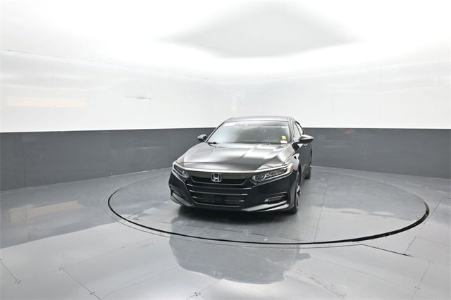 Used 2018 Honda Accord Sport image 3