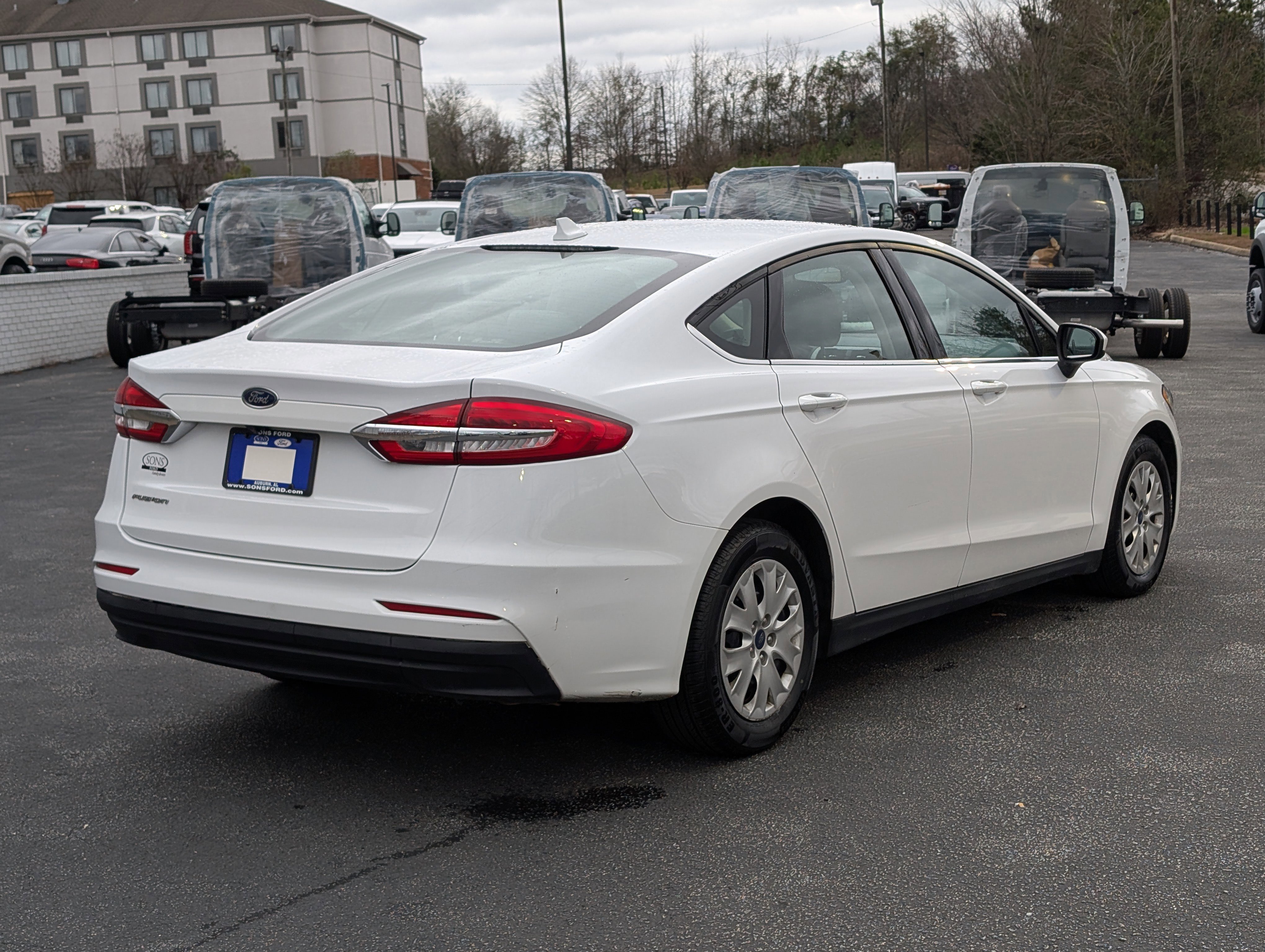 Certified 2020 Ford Fusion S image 3