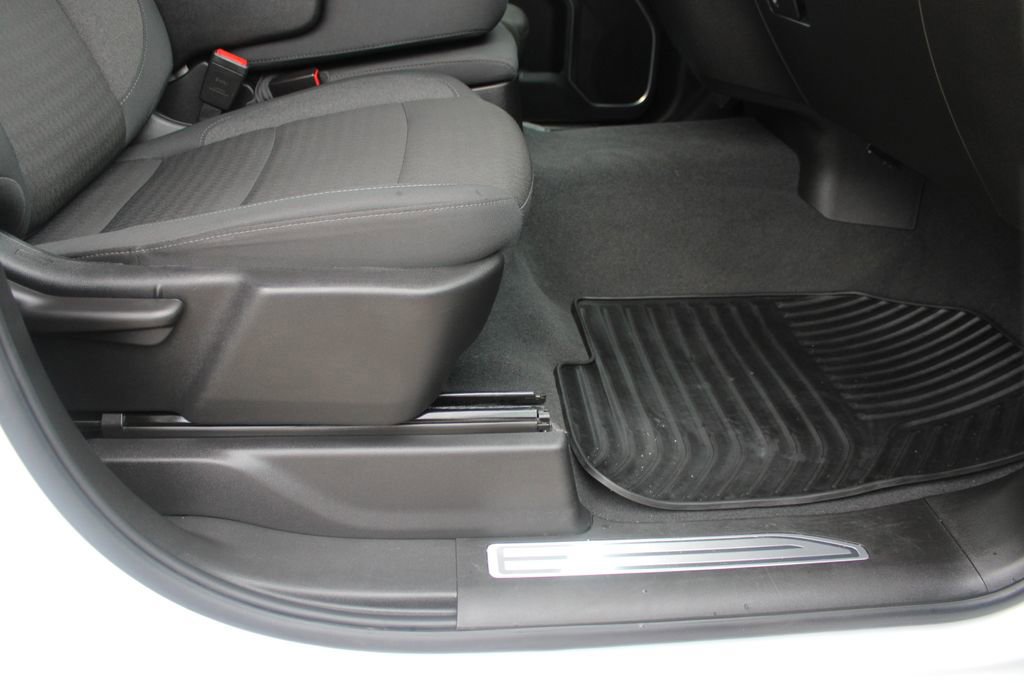 Used 2025 Chevrolet Silverado 2500 LT w/ Safety Package image 11